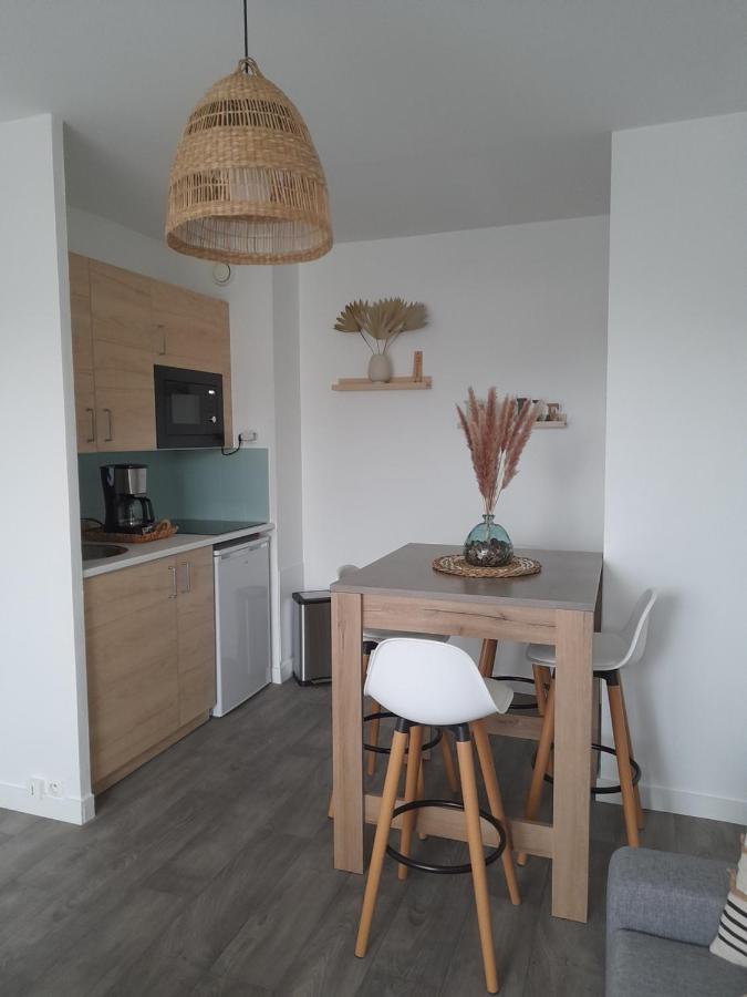 Appartement T2 Avec Balcon Refait A Neuf Villers-sur-Mer Dış mekan fotoğraf